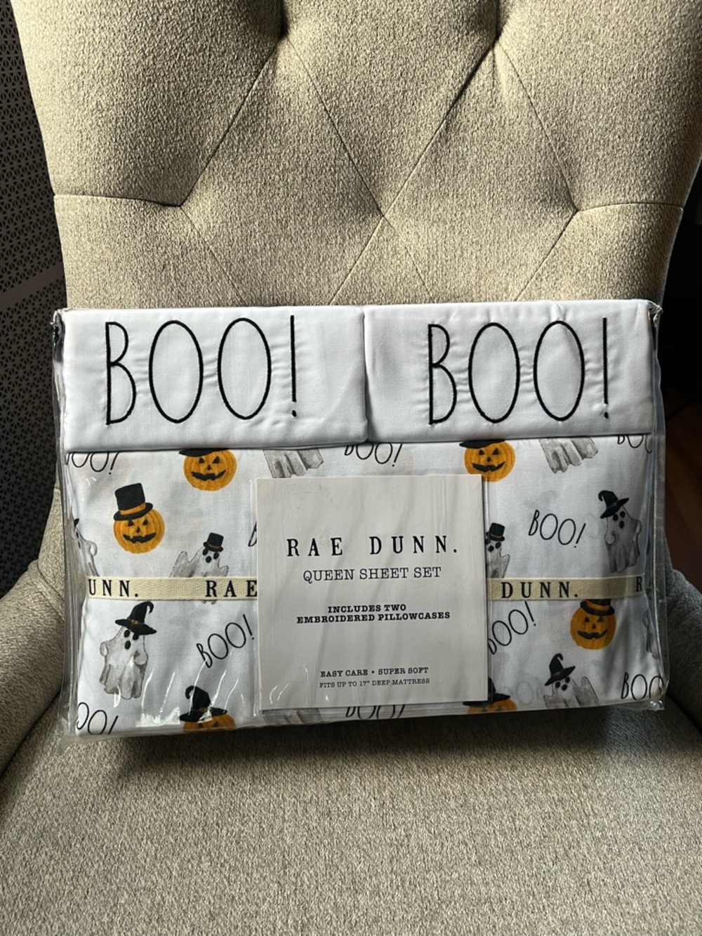 *NWT* Rae Dunn QUEEN Halloween sheet set includes 2 pillowcases